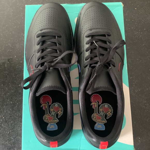 NIKE SB TEAM CLASSIC DEADSTOCK 2019 - Picture 5 of 11